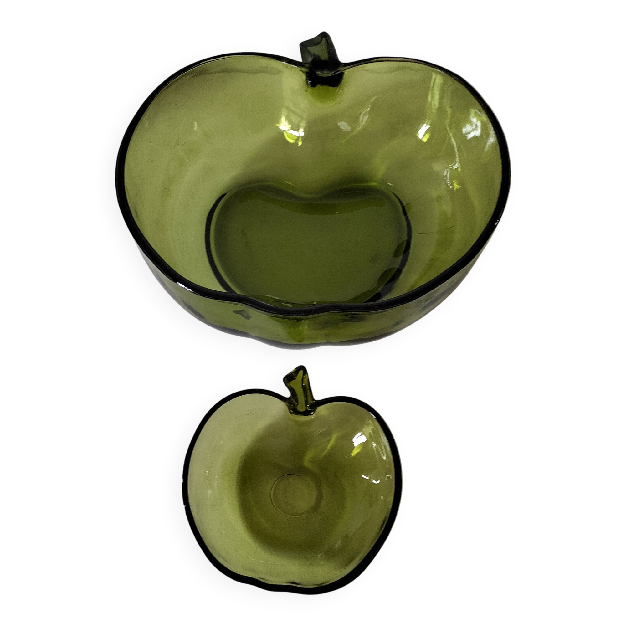 Fruit bowl + apple-shaped glass bowl