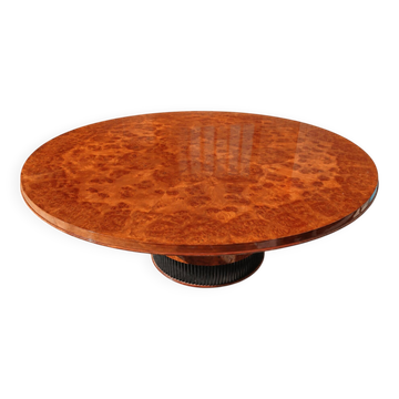 Vintage round table in wood burl