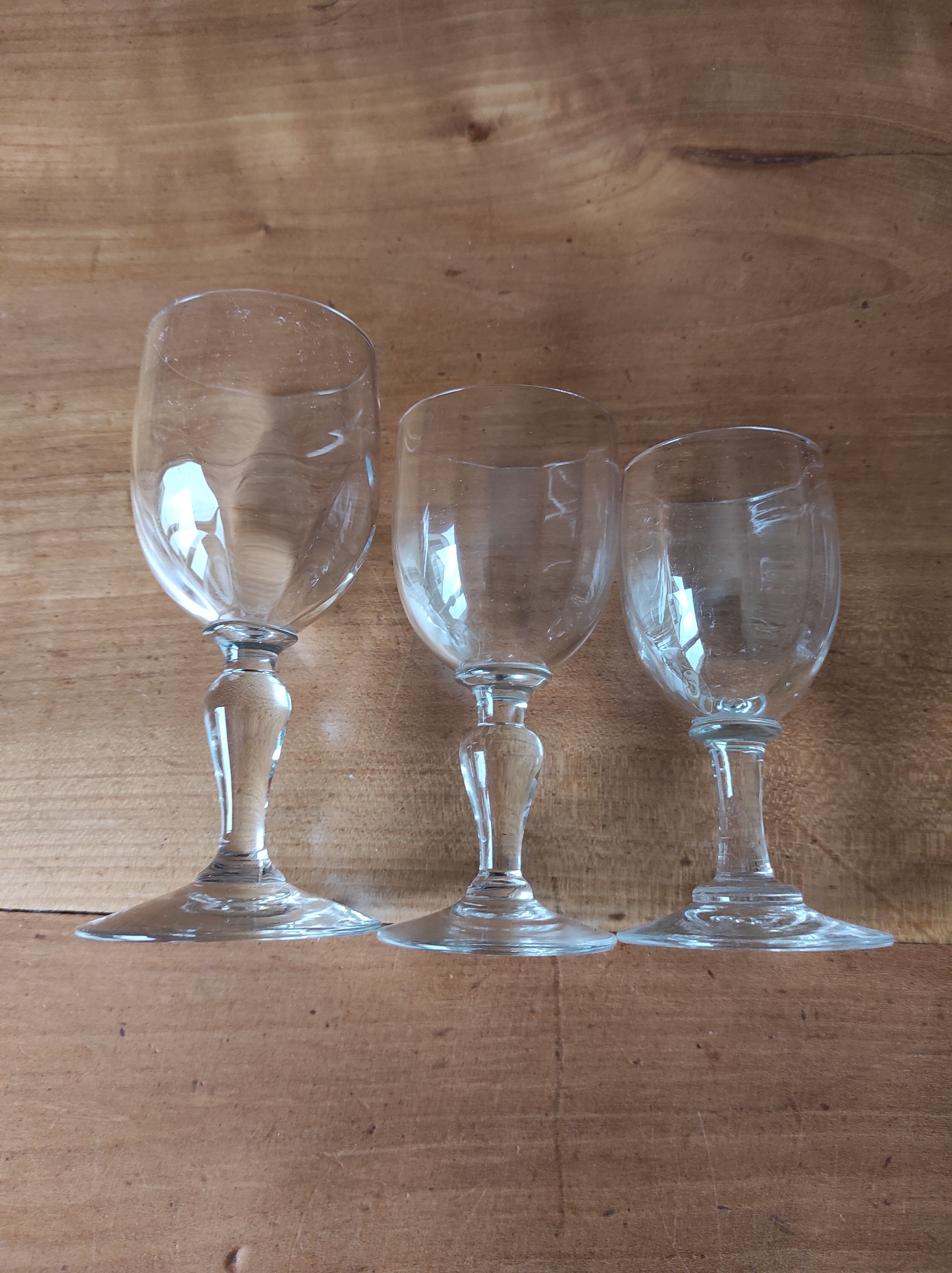 Lot de 3 verres anciens