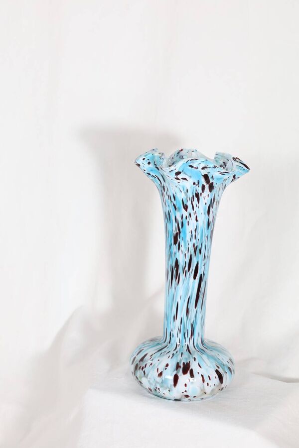 VASE EN VERRE DE CLICHY MOUCHETÉ BLEU ET MARRON