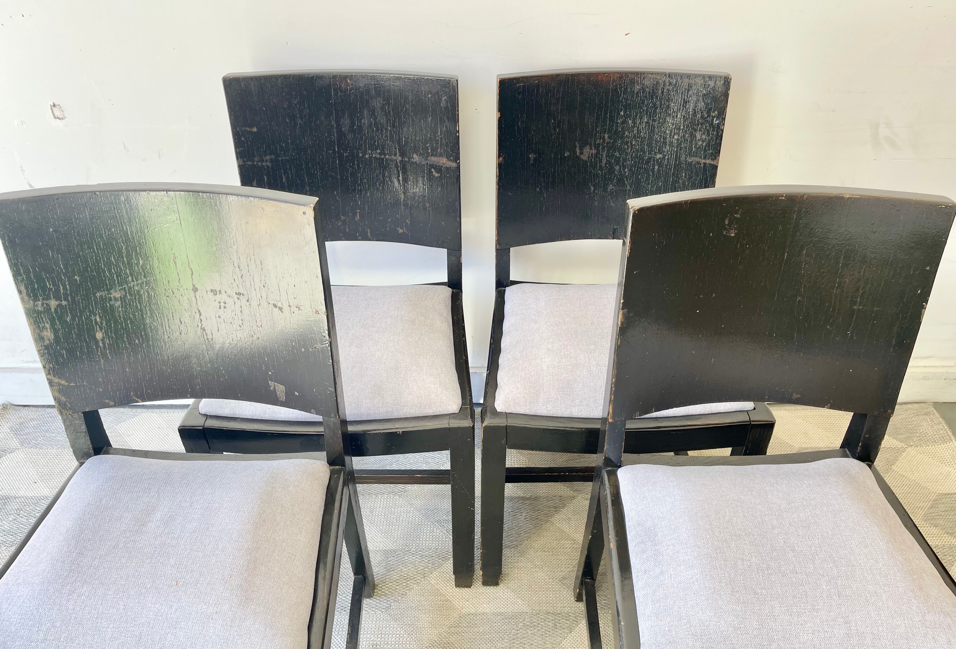 Set de 4 chaises de salle à manger Art Déco en noir