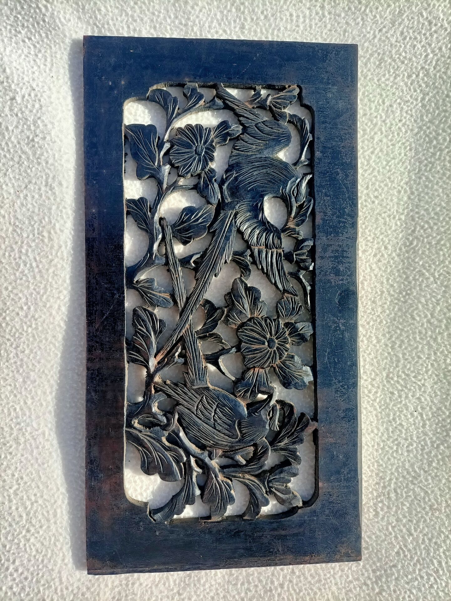 Relief sculpture
