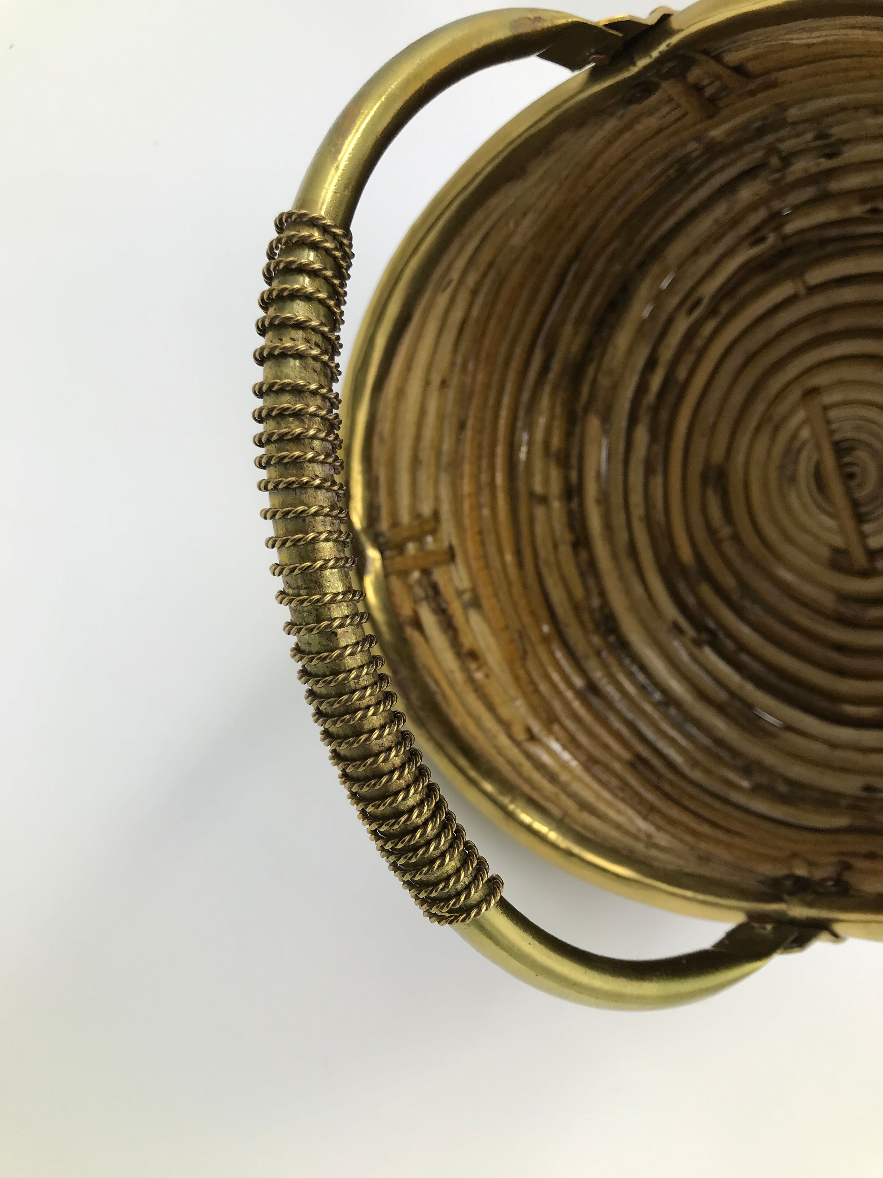 Brass wicker rattan basket from the 70s