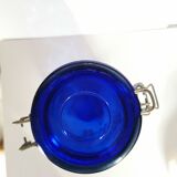 Bocal en verre transparent bleu