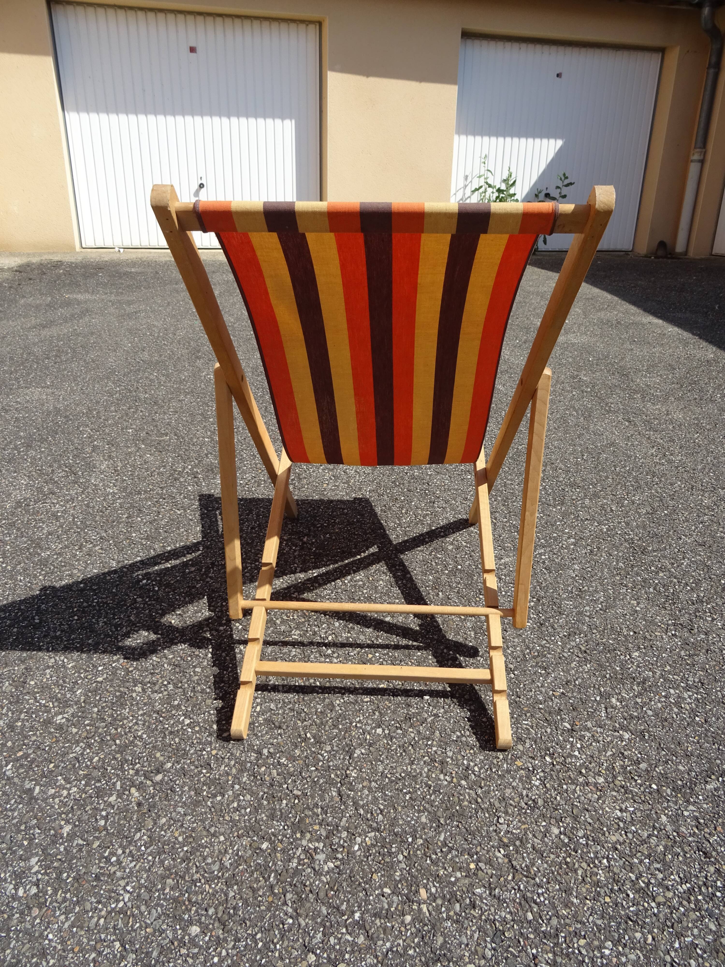 Vintage garden deck chair