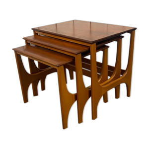 tables gigognes