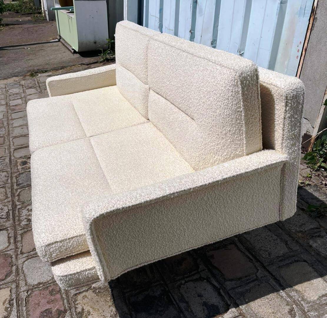 Saporiti Italia sofa design
