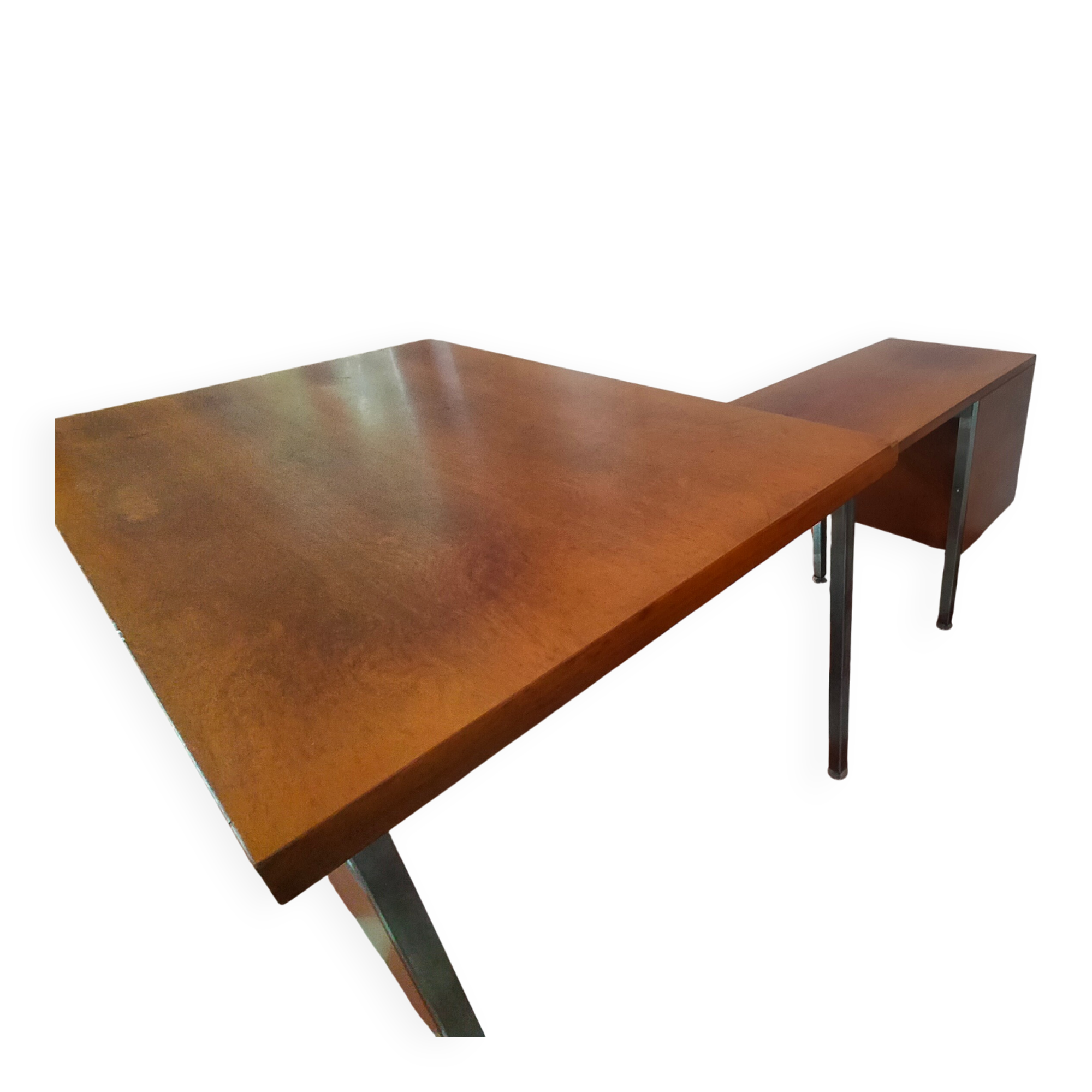 Desk with removable drawers in the style of Florence Knoll.