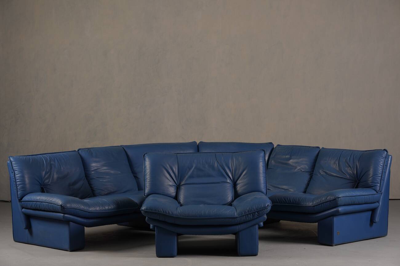 Nicoletti Salotti post-modern leather sofa, Italy 1980’s