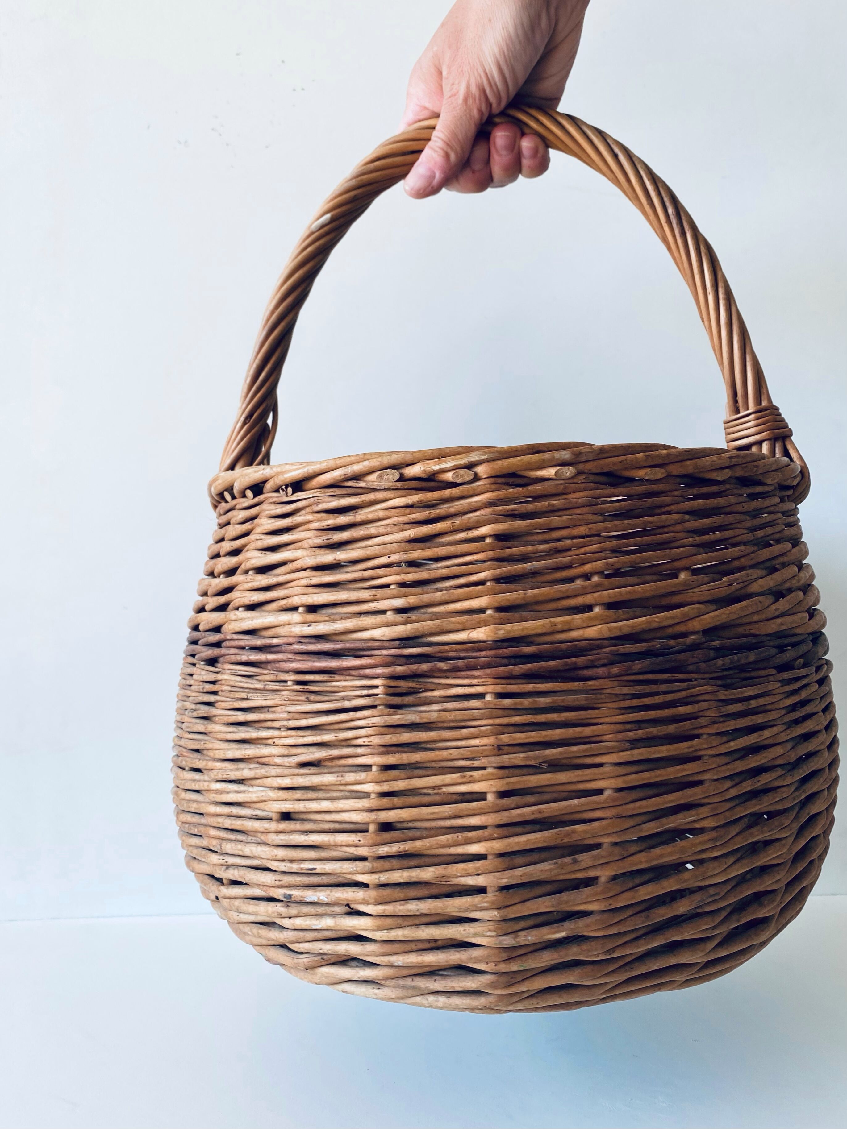Large round wicker basket