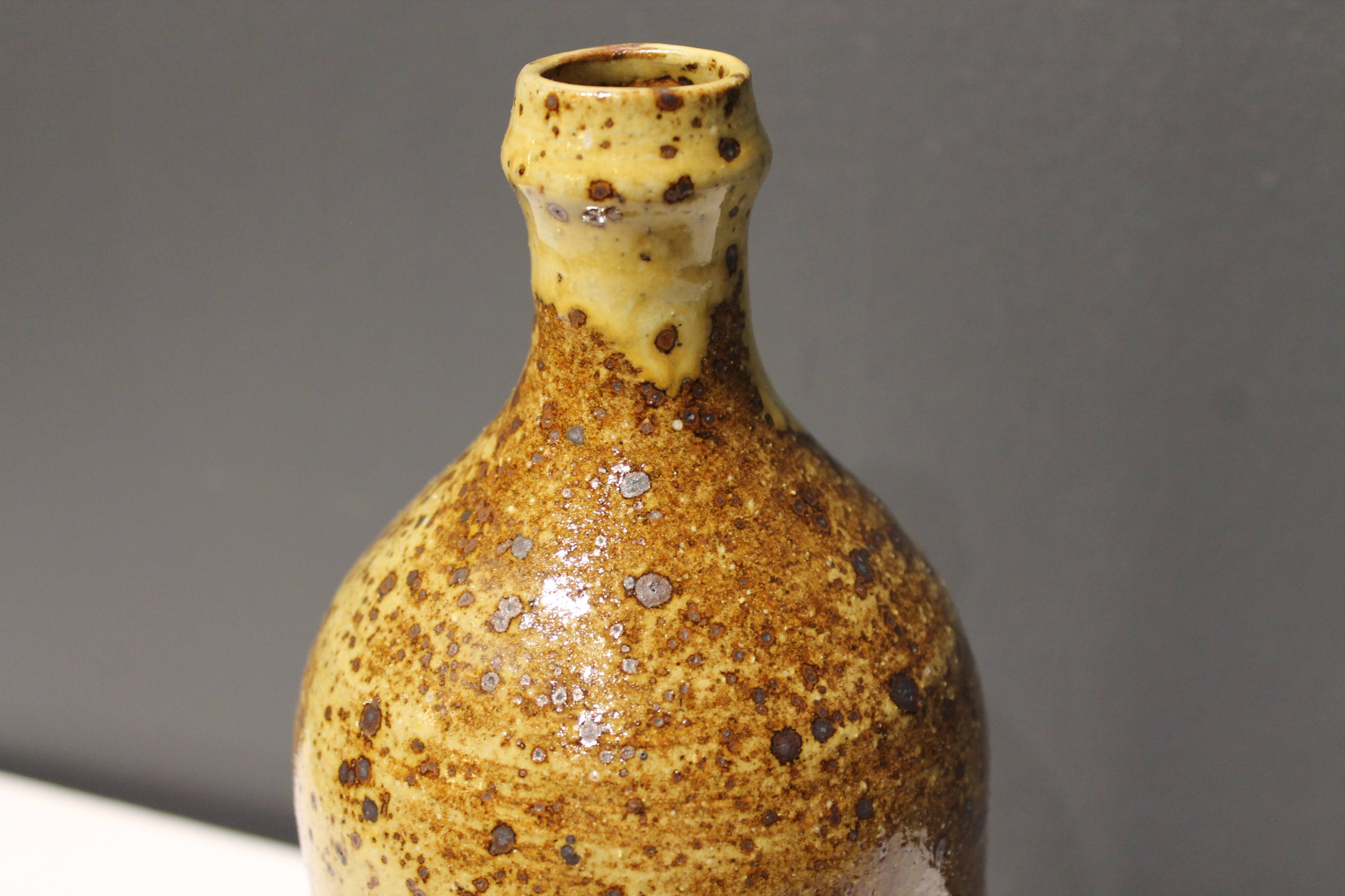 Tiffoche bottle vase