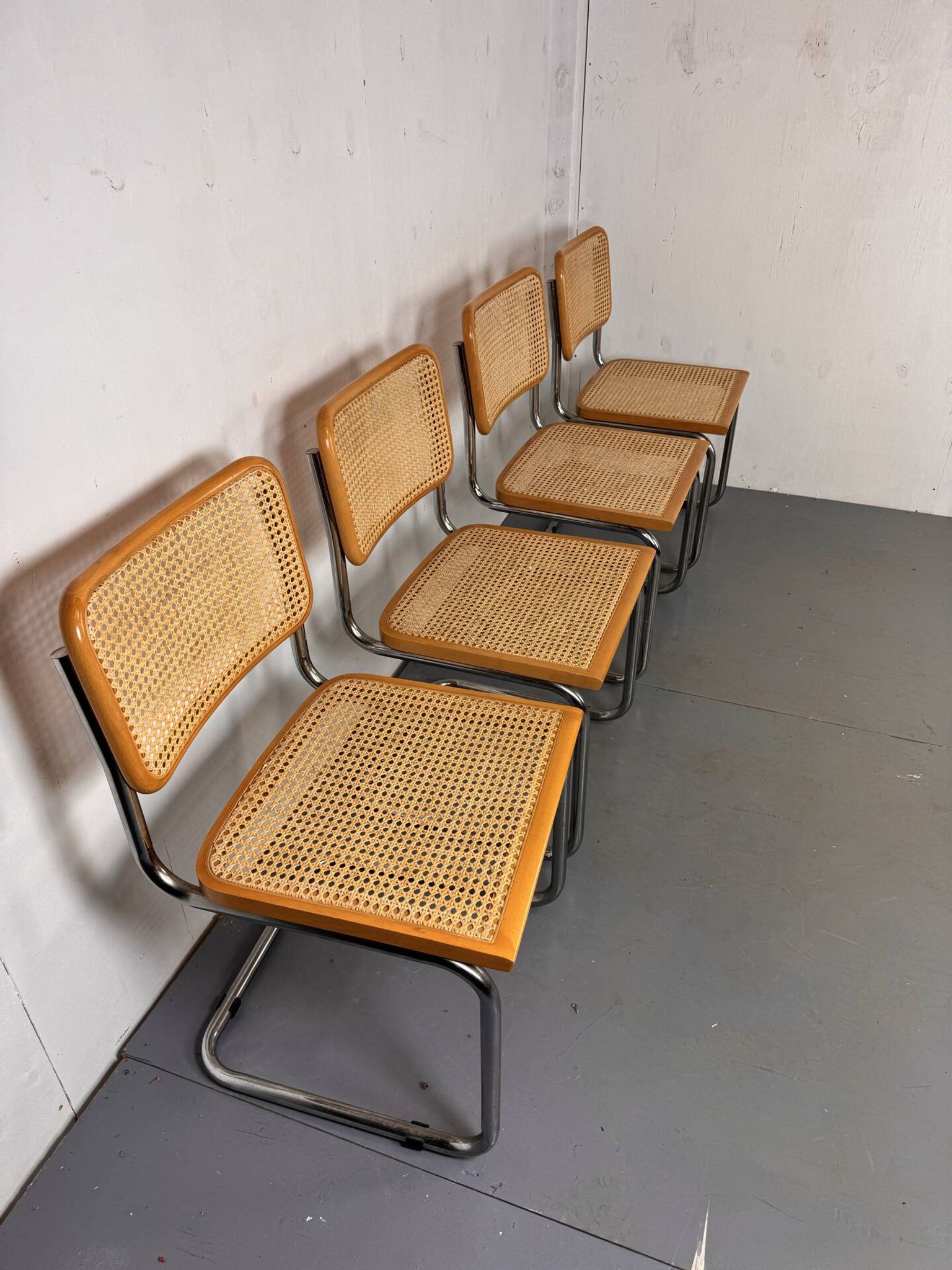 Ensemble de 4 chaises de salle à manger vintage Cesca S32 par Marcel Breuer, années 1990.