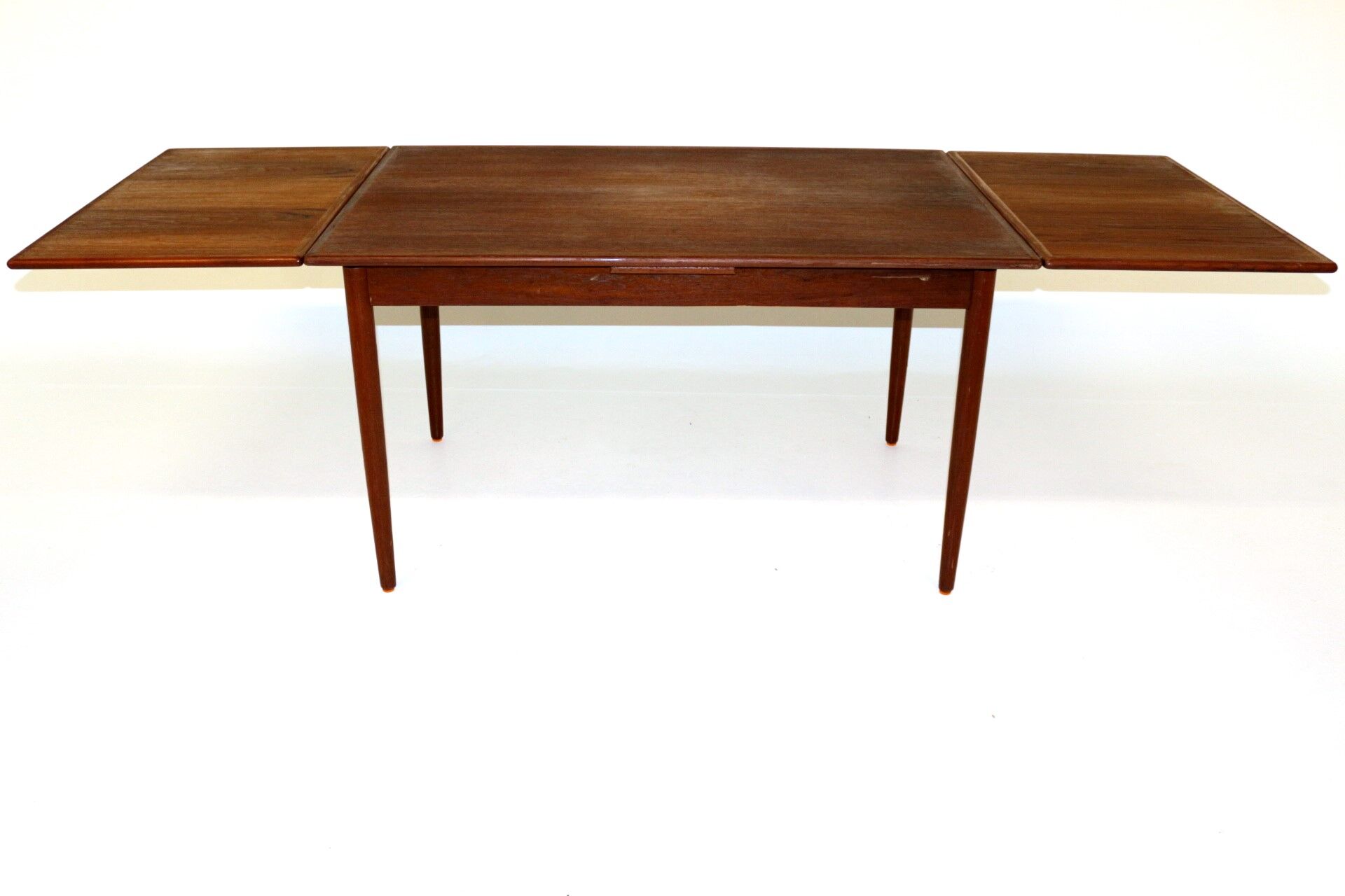 Extendable dining table Denmark 1950