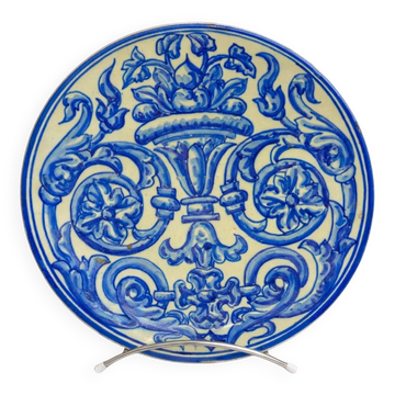 Assiette en faïence espagnole à décor bleu – XIXe siècle