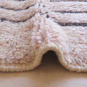 Pale Pink Berber Rug - 173 x 116 cm