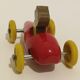 Jouet ancien, voiture rouge en bois