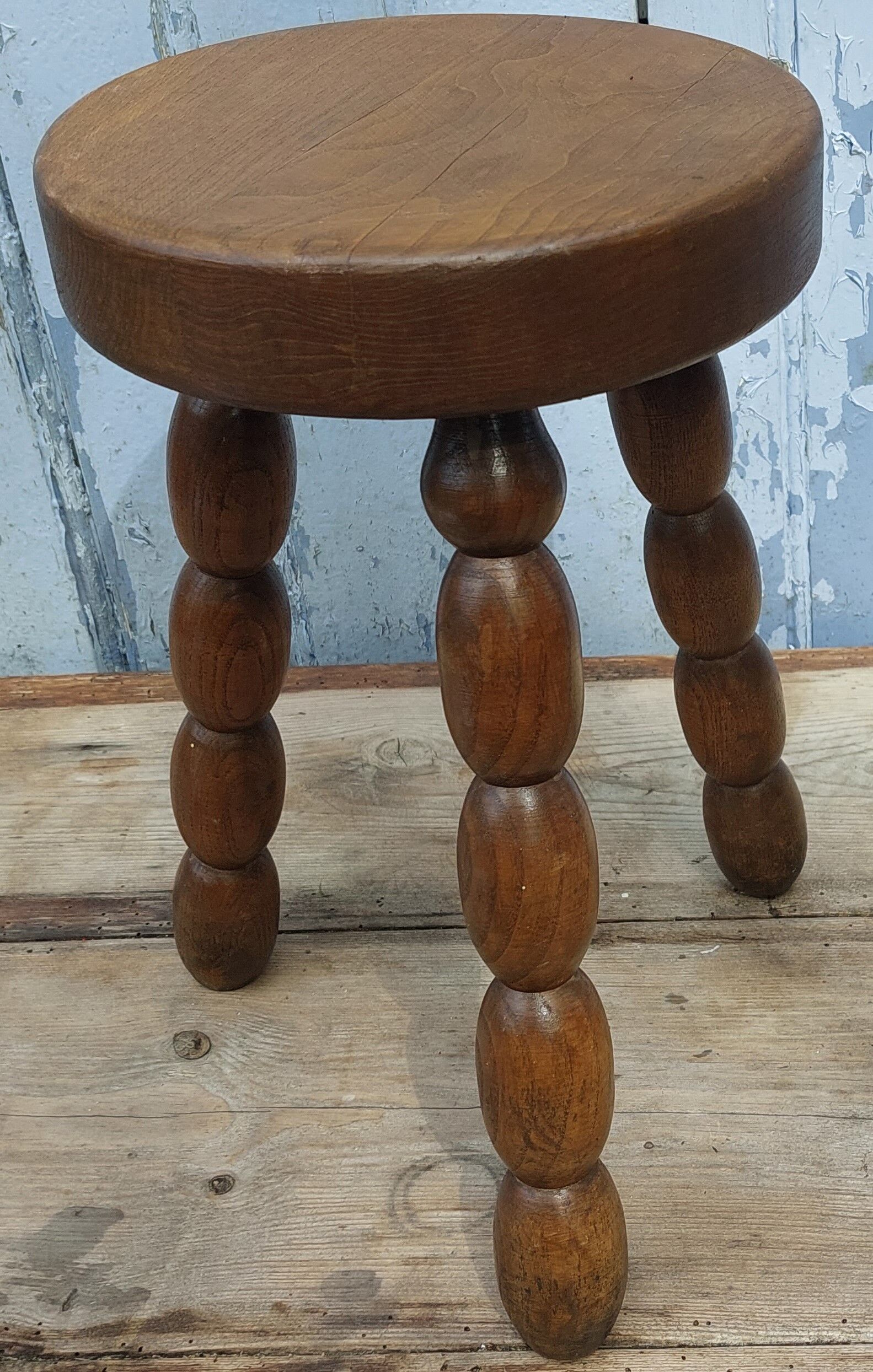 Farm stool