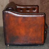 Restored Chesterfield leather canapé Art Deco circa 1920