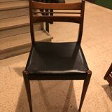 Series of 4 teak chairs