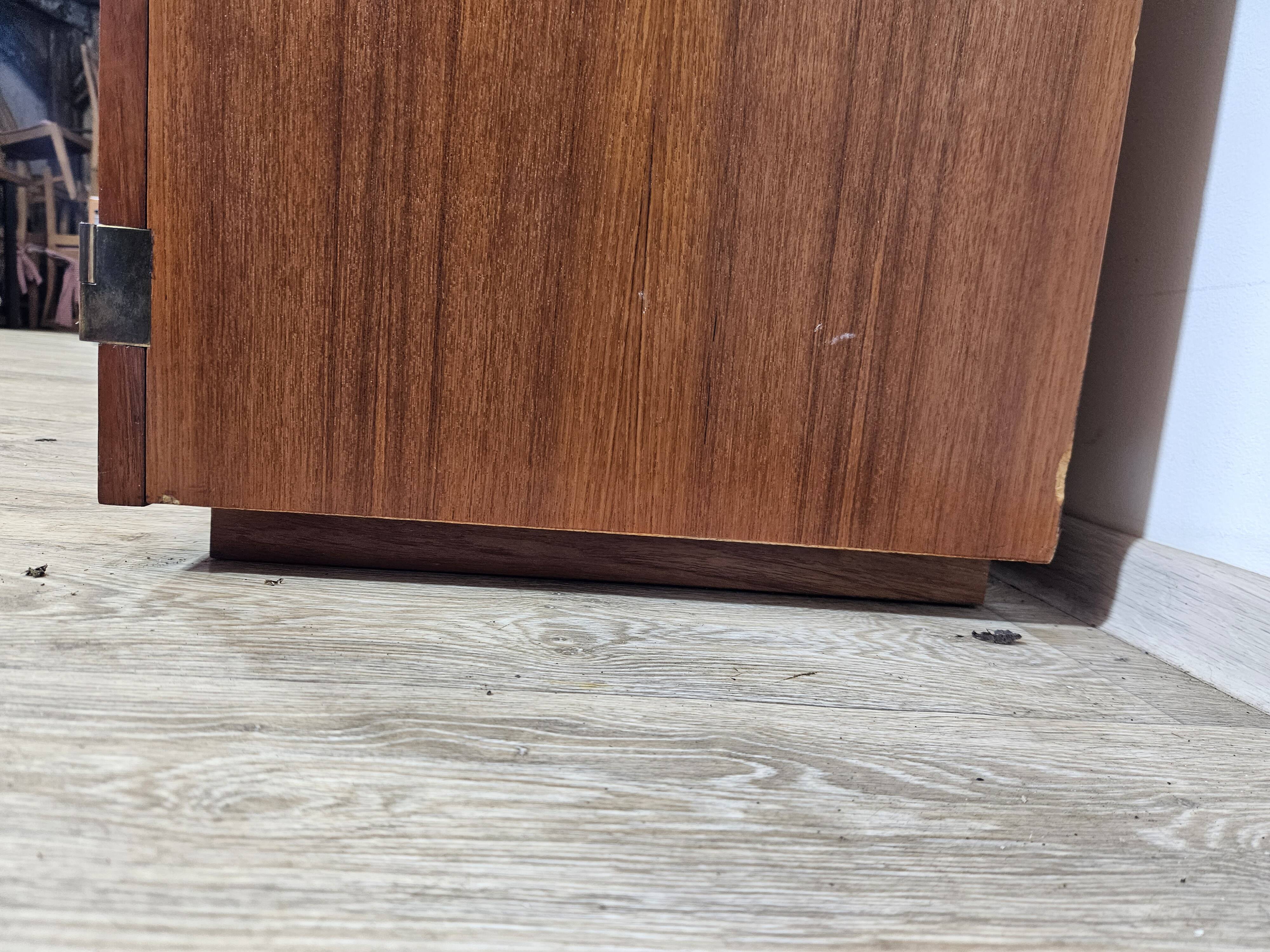 Icône du design, commode en teck, moderne du milieu du siècle, années 1960.