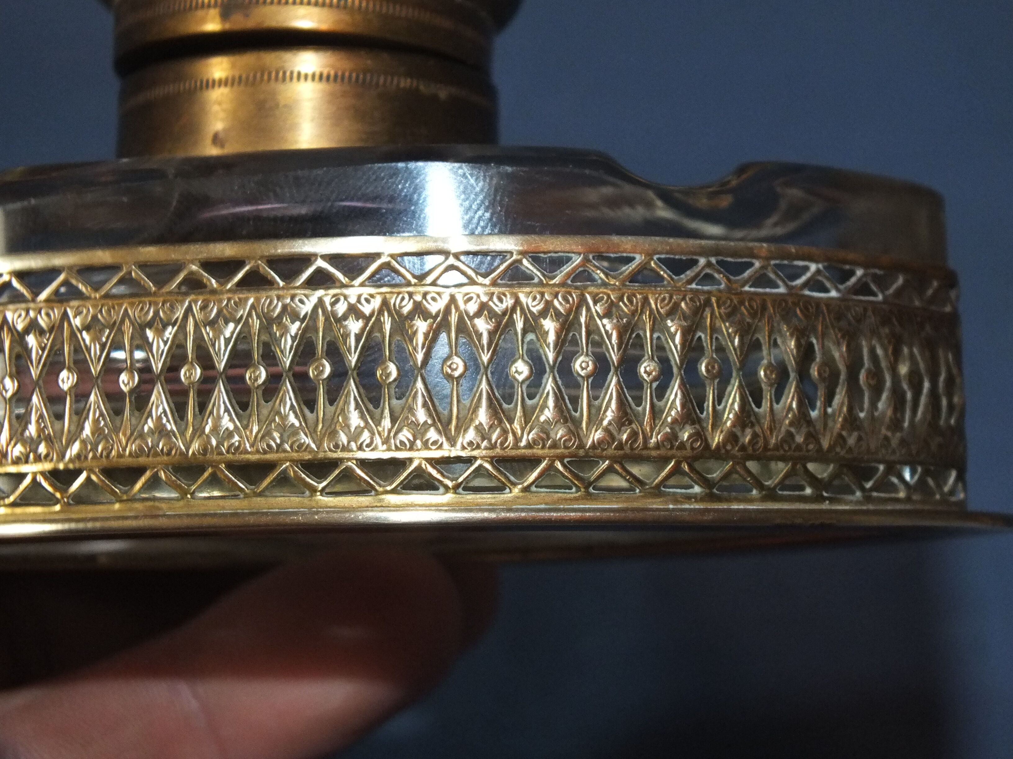 Ink shuttle 19th in crystal and golden brass