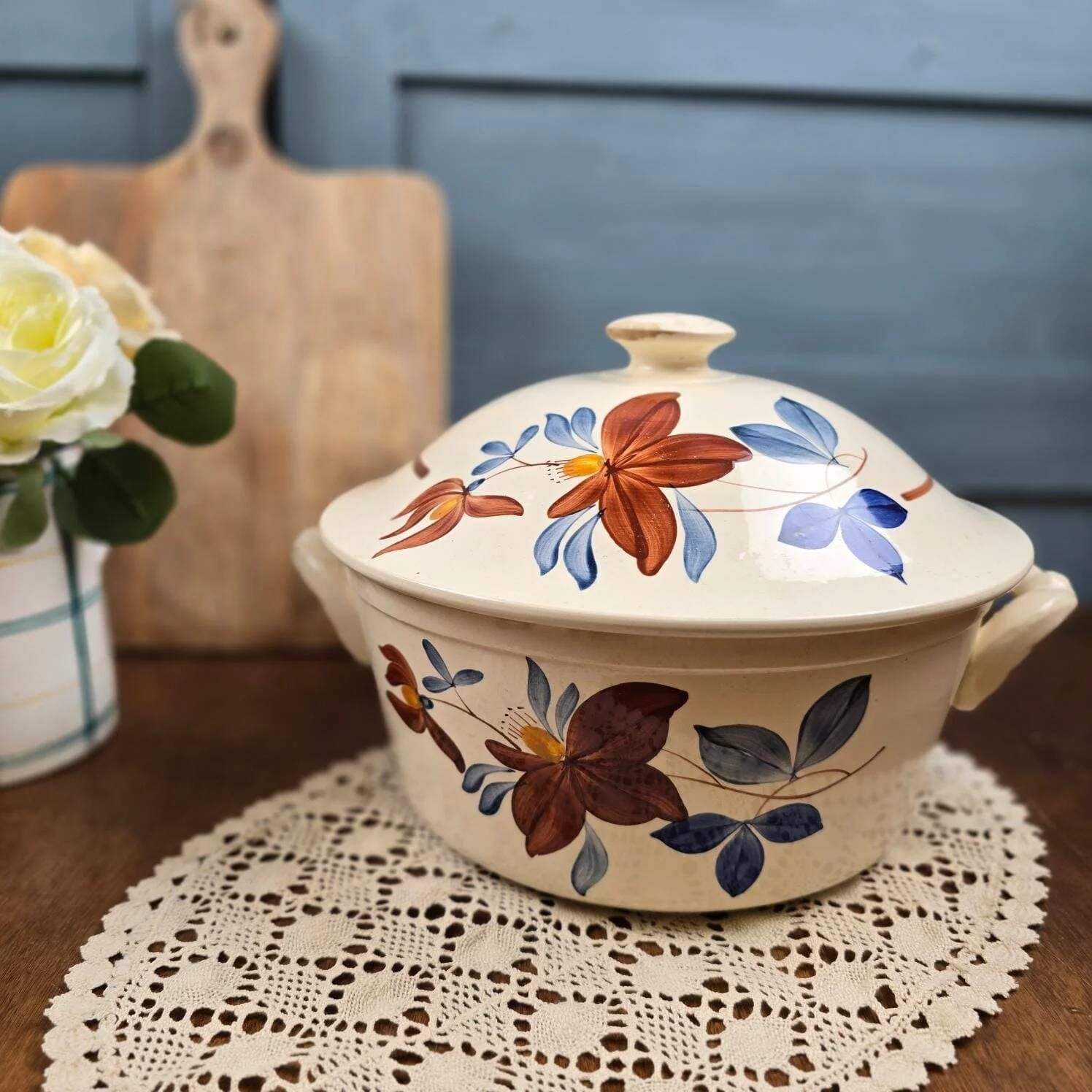 Large vintage soup tureen Digoin Sarreguemines – Brown and blue floral decoration
