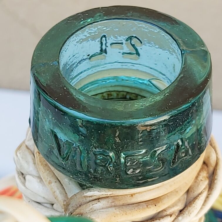 Vintage viresa scoubidou bottle