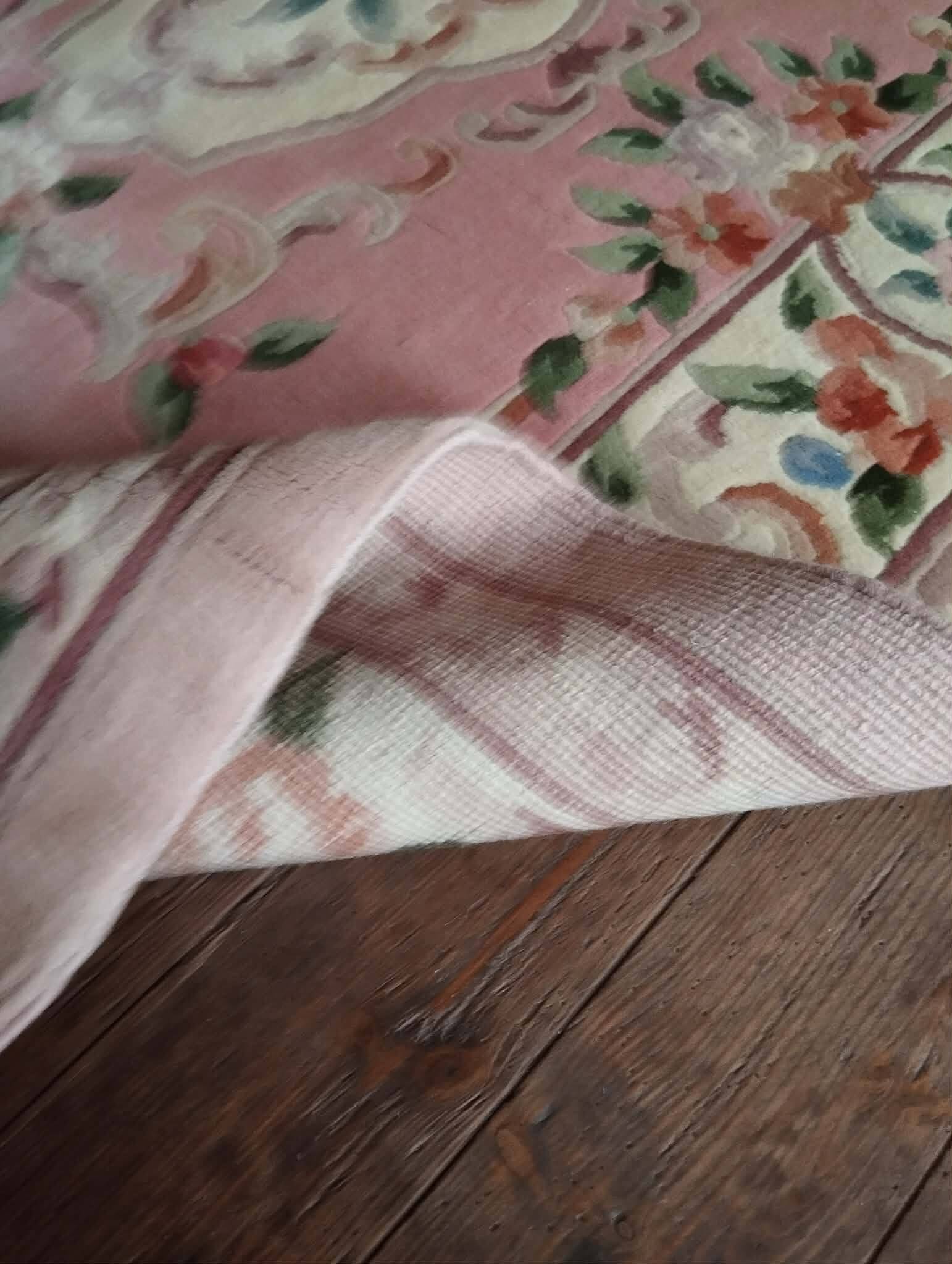 Handmade Chinese rug 186x123cm