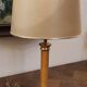 Lampe de table en bois et laiton