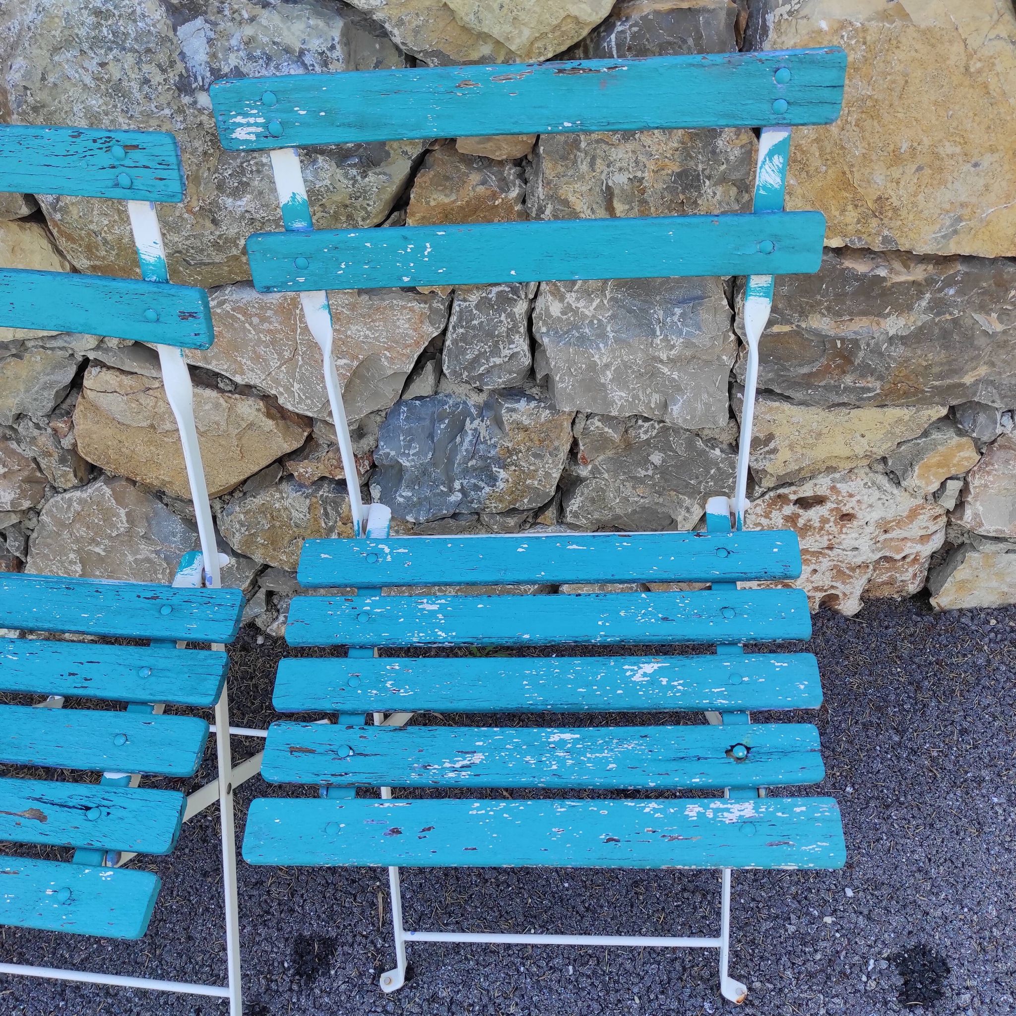 Garden chairs in wood and wrought iron