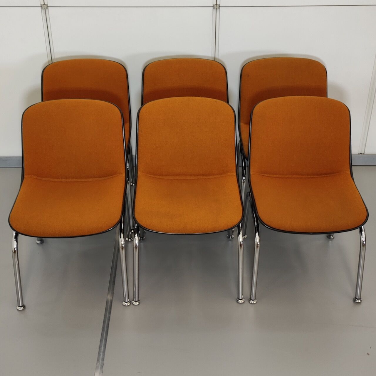 Ensemble de 6 chaises Comforto vintage