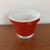 Pantone Universe x Serax red planter