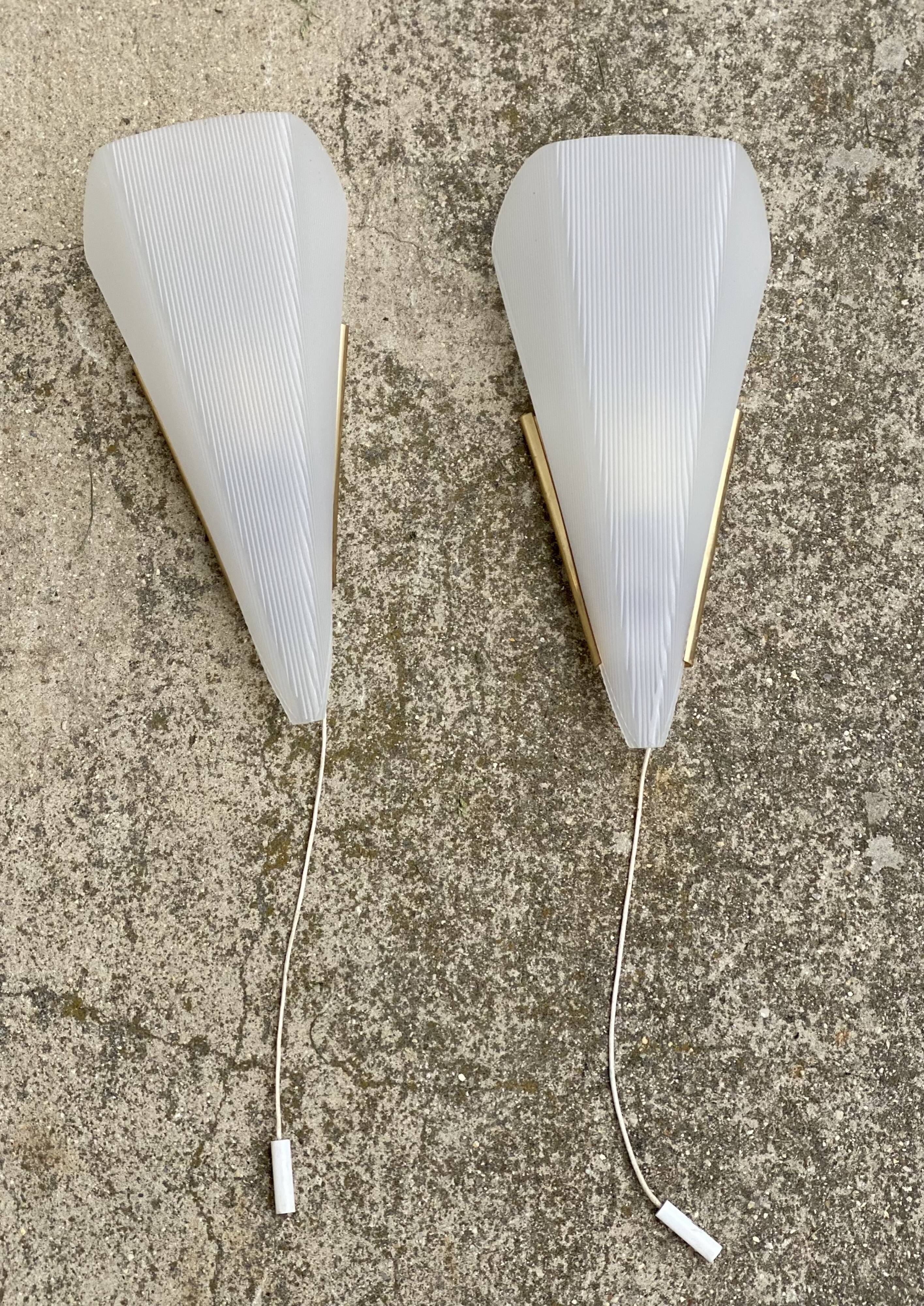 Pair of vintage modernist design wall lights from the 1970s