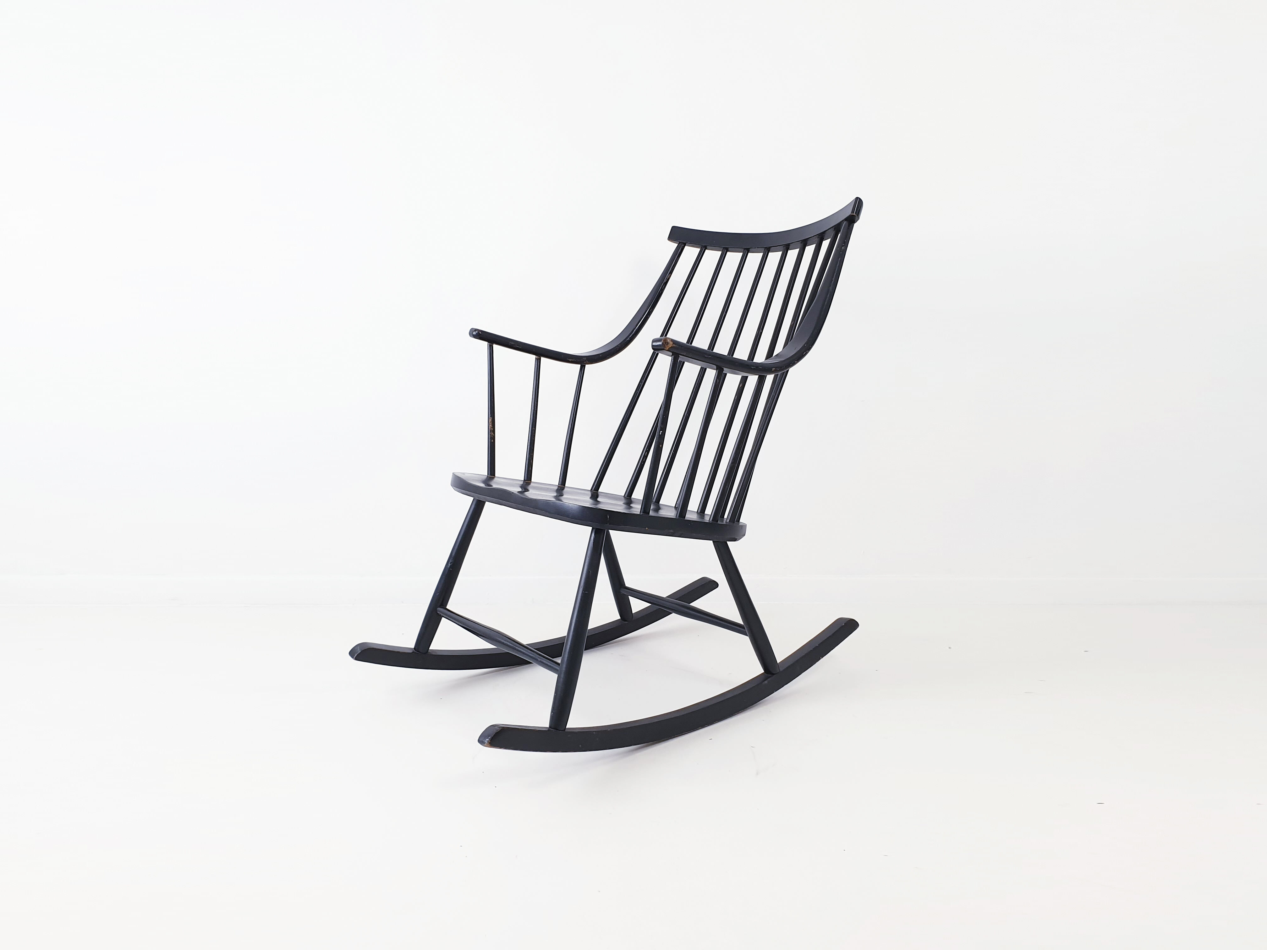Scandinavian rocking black