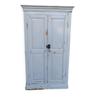 Armoire patinée