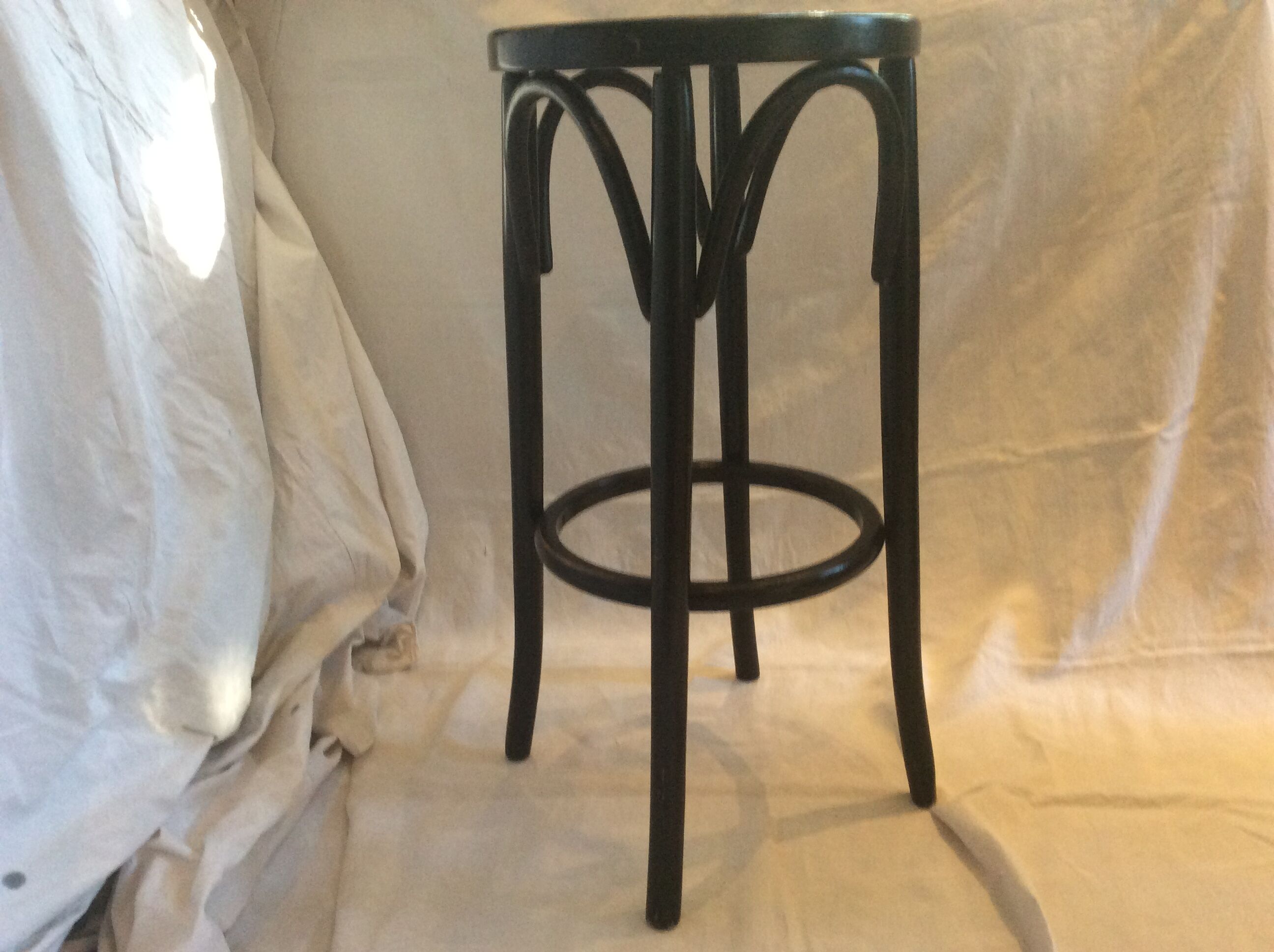 Bistro stool