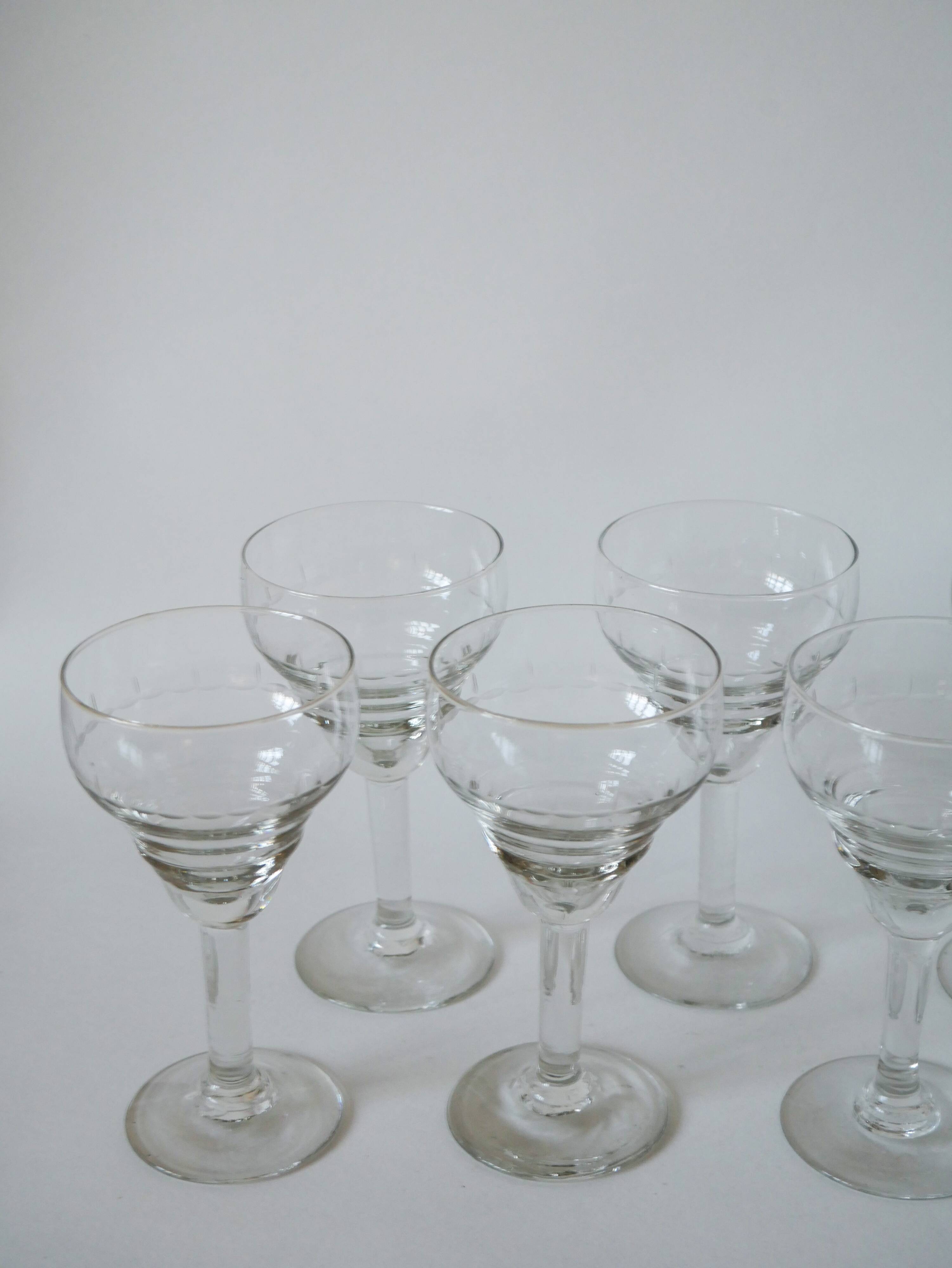 set of 7 large crystal wine glasses engraved 1940 15 x 8 cm