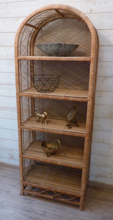 Large shelf rattan
