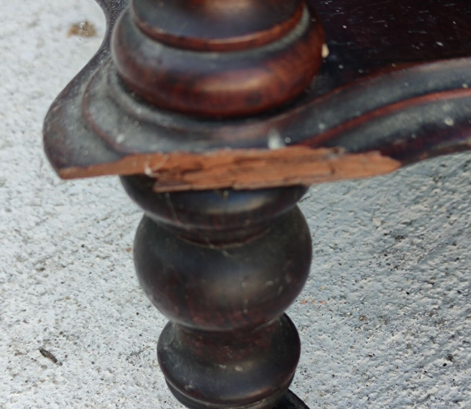 Old sheet shelf cabinet