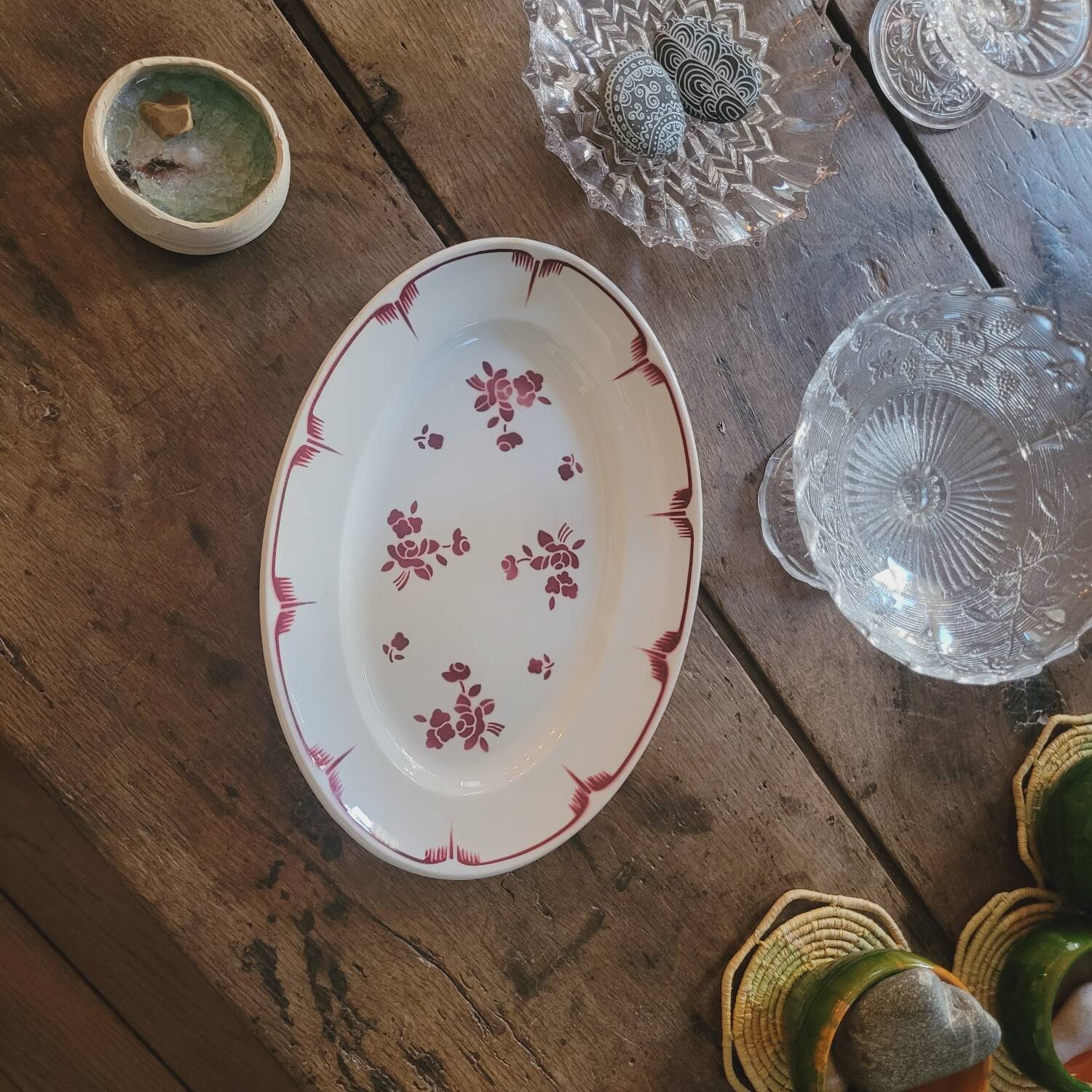 Oval dish with red floral decoration from the 40s