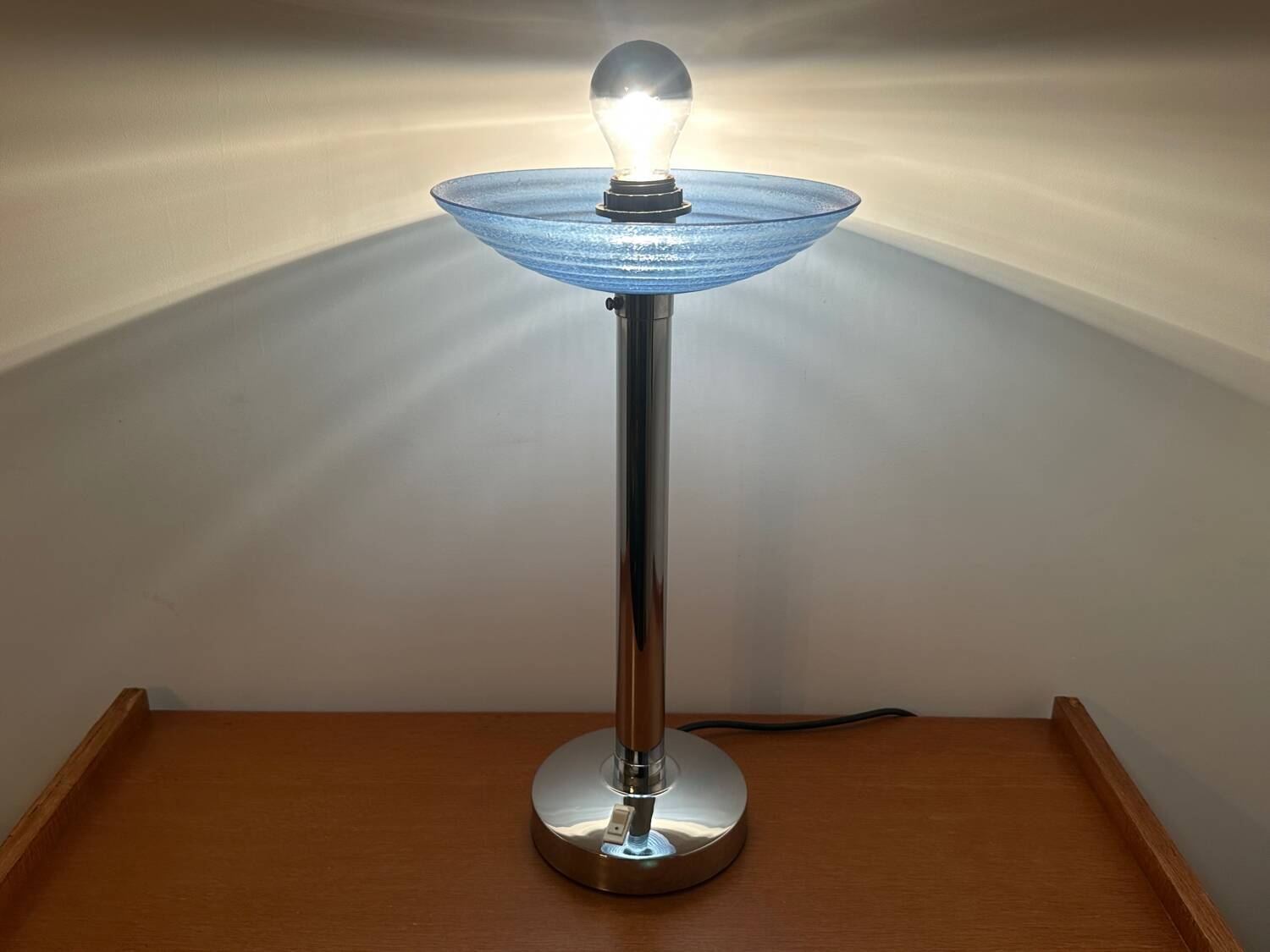 Vintage Art Deco lamp signed Ferdinand Solène Paris France.