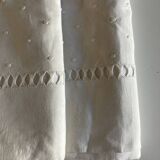 Linen thread sheet embroidered with polka dots without monogram 1950