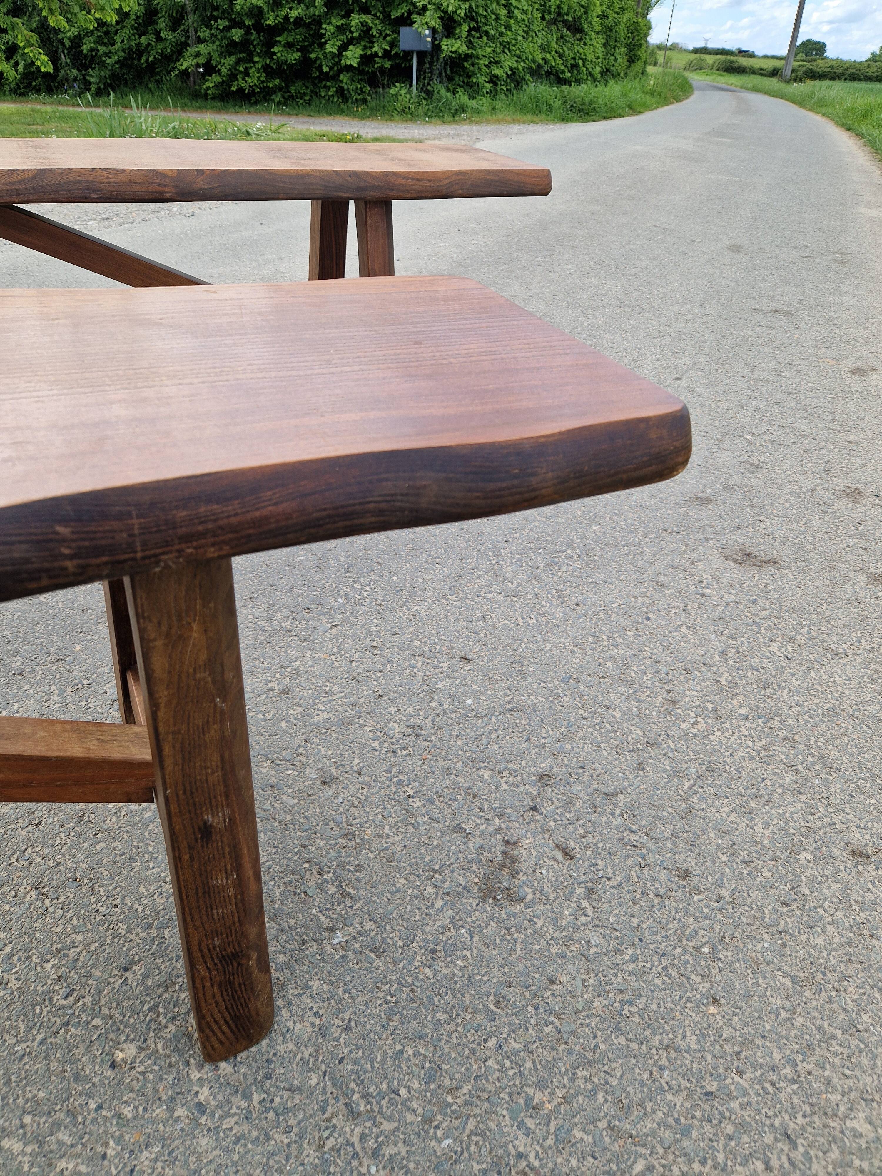 Lot de 2 bancs en orme massif par Aranjou