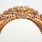 Miroir ovale doré et sculpté en bois. Miroir vintage. Miroir mural.