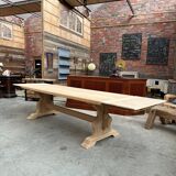 Large monastery type table in oak and its 2 extensions