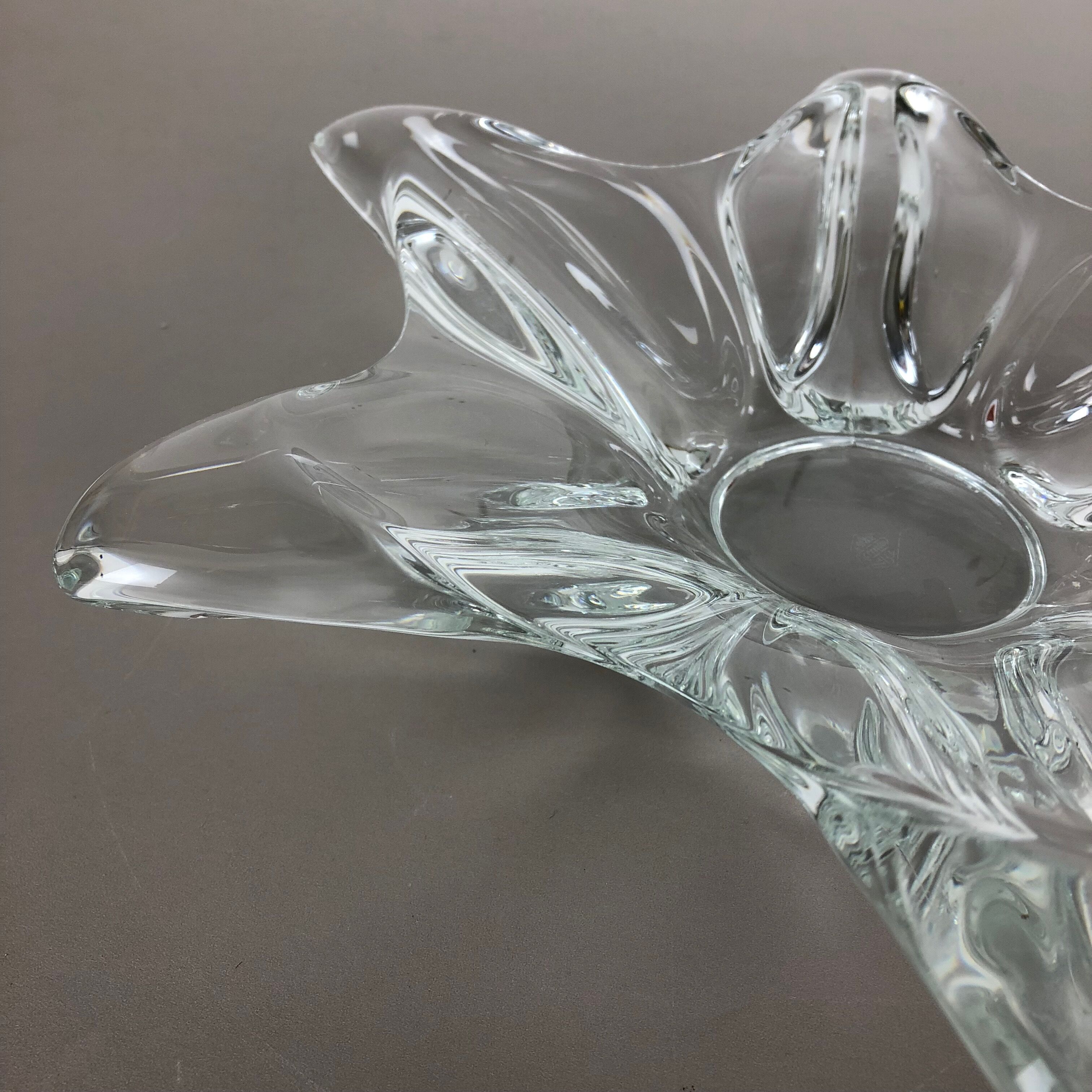Large French Floral Crystal Glass Shell Bowl by Art Vannes, France, 1970s