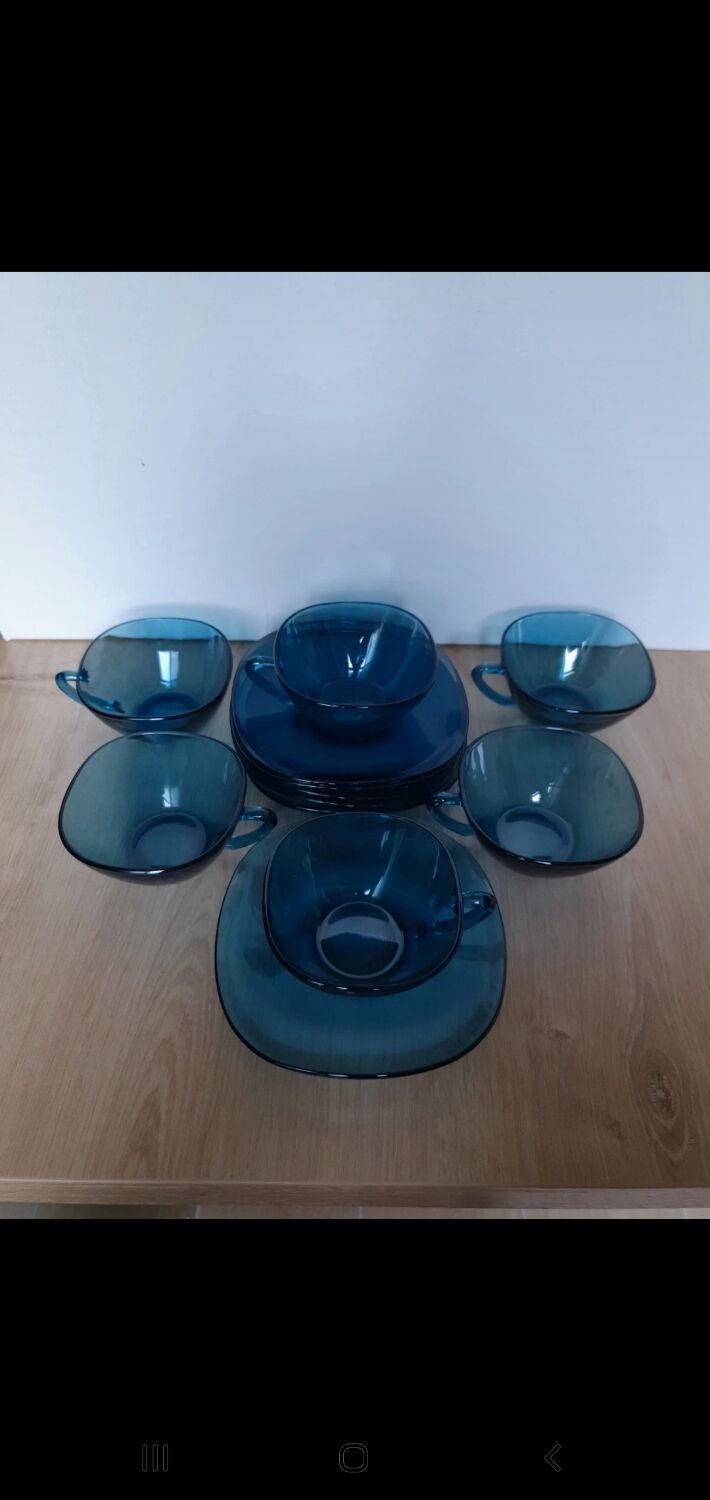 Blue Vereco cups
