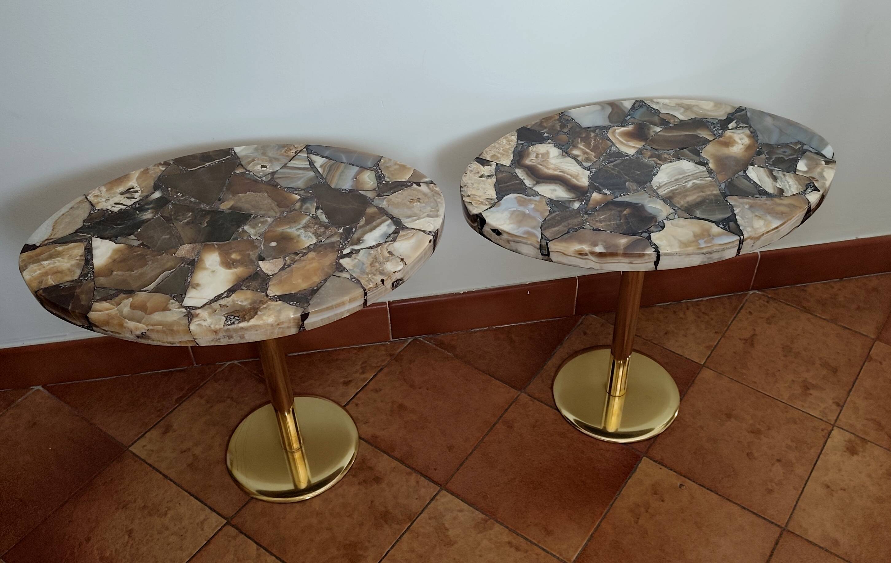 Set of 2 aragonite side tables – Unique pieces from Madagascar