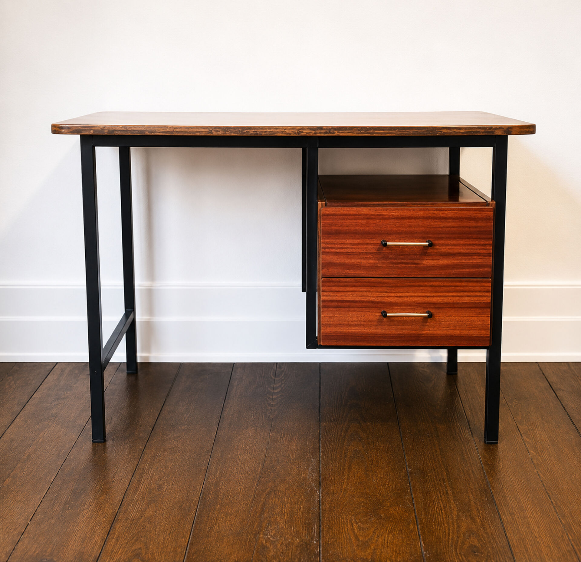 Modernist desk from the 50s-60s in wood and metal, reversible drawer unit.