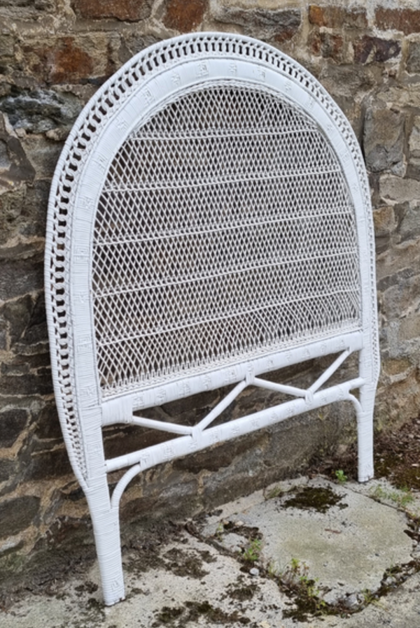 Tête de lit en bambou, rotin et osier